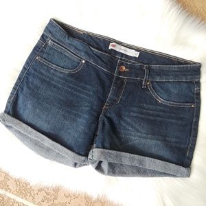 LEVI’S Ladies Denim Shorts - NWOT!